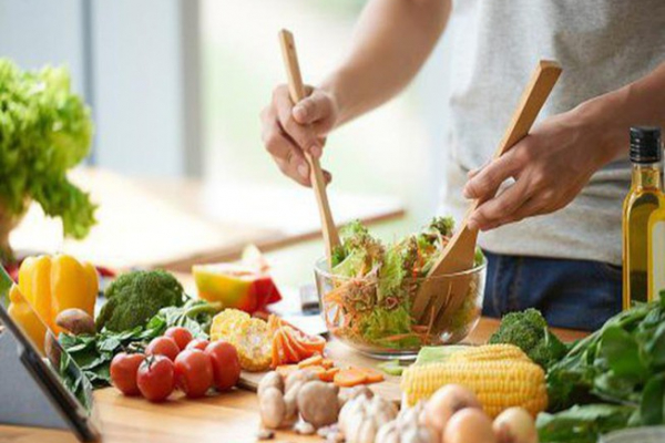 Tiết lộ bí quyết nấu ăn ngon cực hay của đầu bếp nhà hàng bạn nên biết